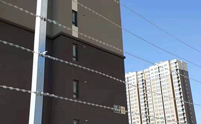 斷電報(bào)警刀片刺絲圍欄