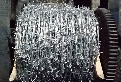 木軸刺繩.jpg 木軸刺繩.jpg